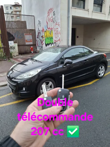 Double de clé de voiture de 207. Refaire clé de voiture à Bordeaux 
