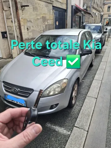 Réalisation d'une clé pour une Kia Ceed de 2011, Bordeaux, SOS Auto Clé