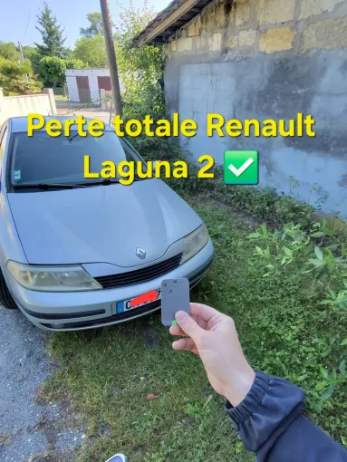 Fabrication d'une carte de Laguna 2 en perte totale sur Saint-André de Cubzac, Bordeaux, SOS Auto Clé